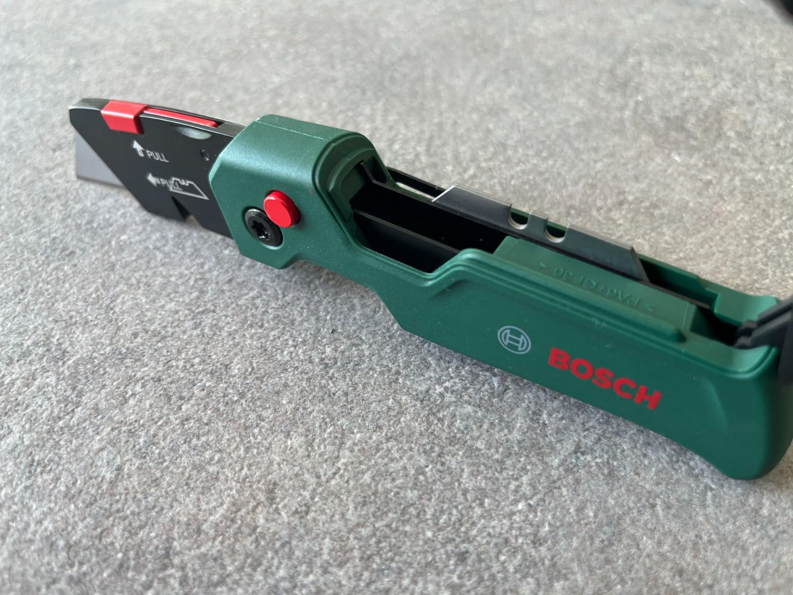 Bosch V2 Taglierino Pieghevole Set 14 Pezzi con Lame SK5