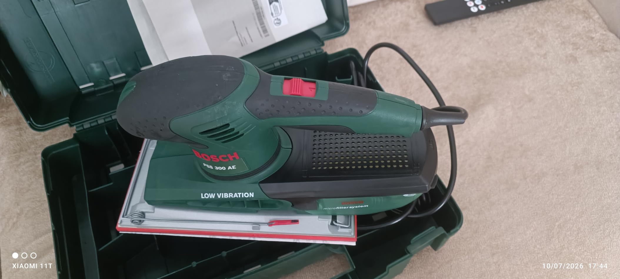 Bosch Home and Garden PSS 300 AE Levigatrice Orbitale 250W