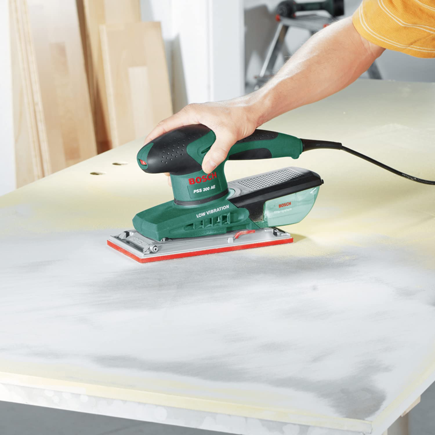 Bosch Home and Garden PSS 300 AE Levigatrice Orbitale 250W