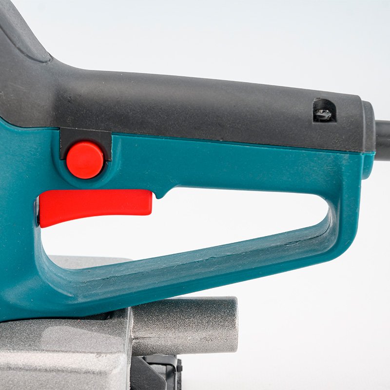 Bormann Pro levigatrice palmare orbitale 330W