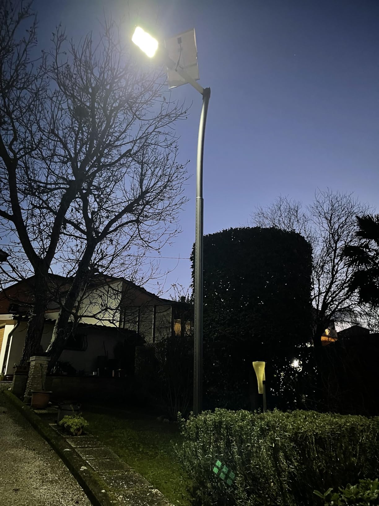 Lampione Solare Esterno 400W LED 6500K con Pannello