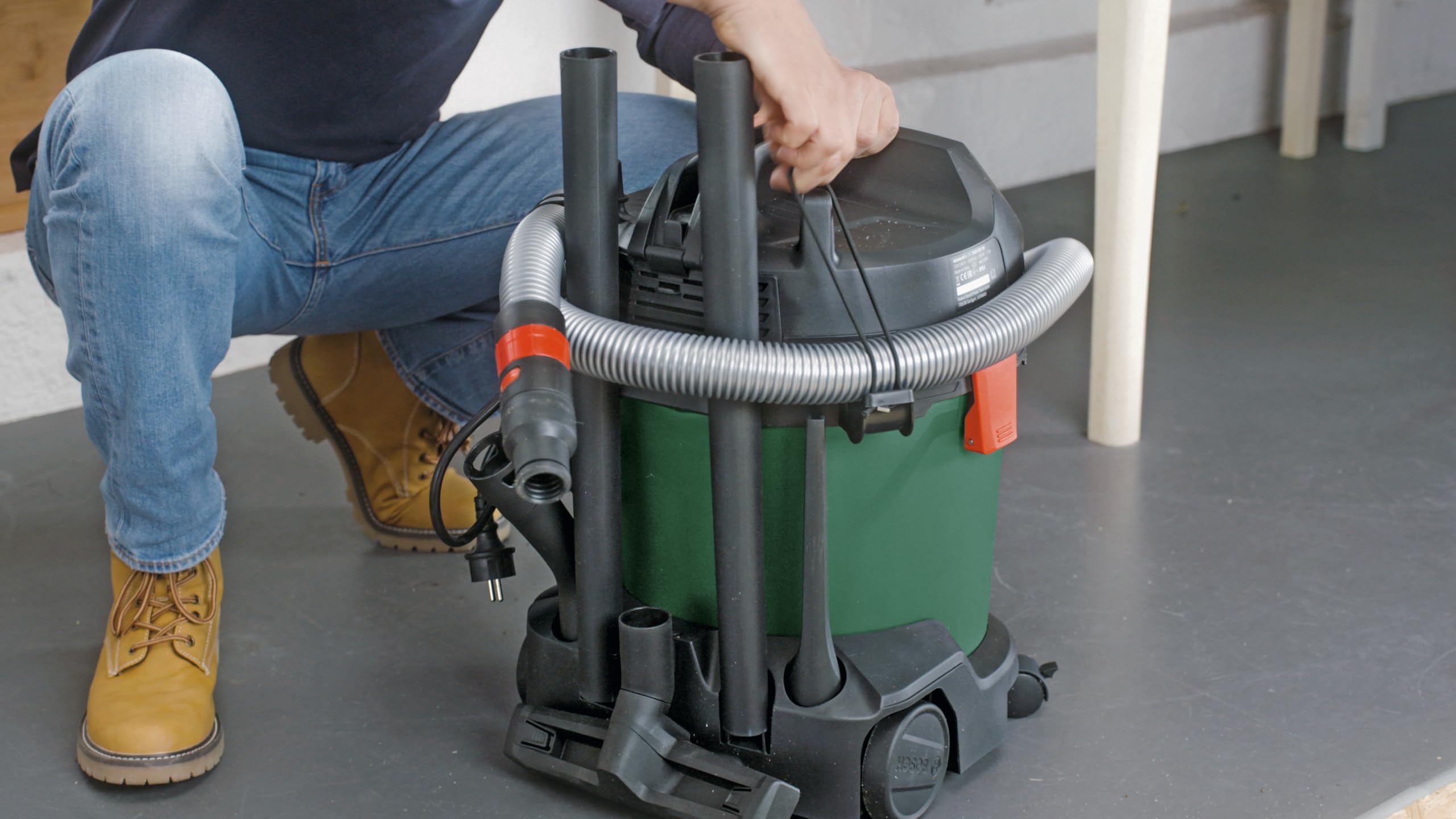 Bosch AdvancedVac 20 aspiratore 20L Set Standard 1200W