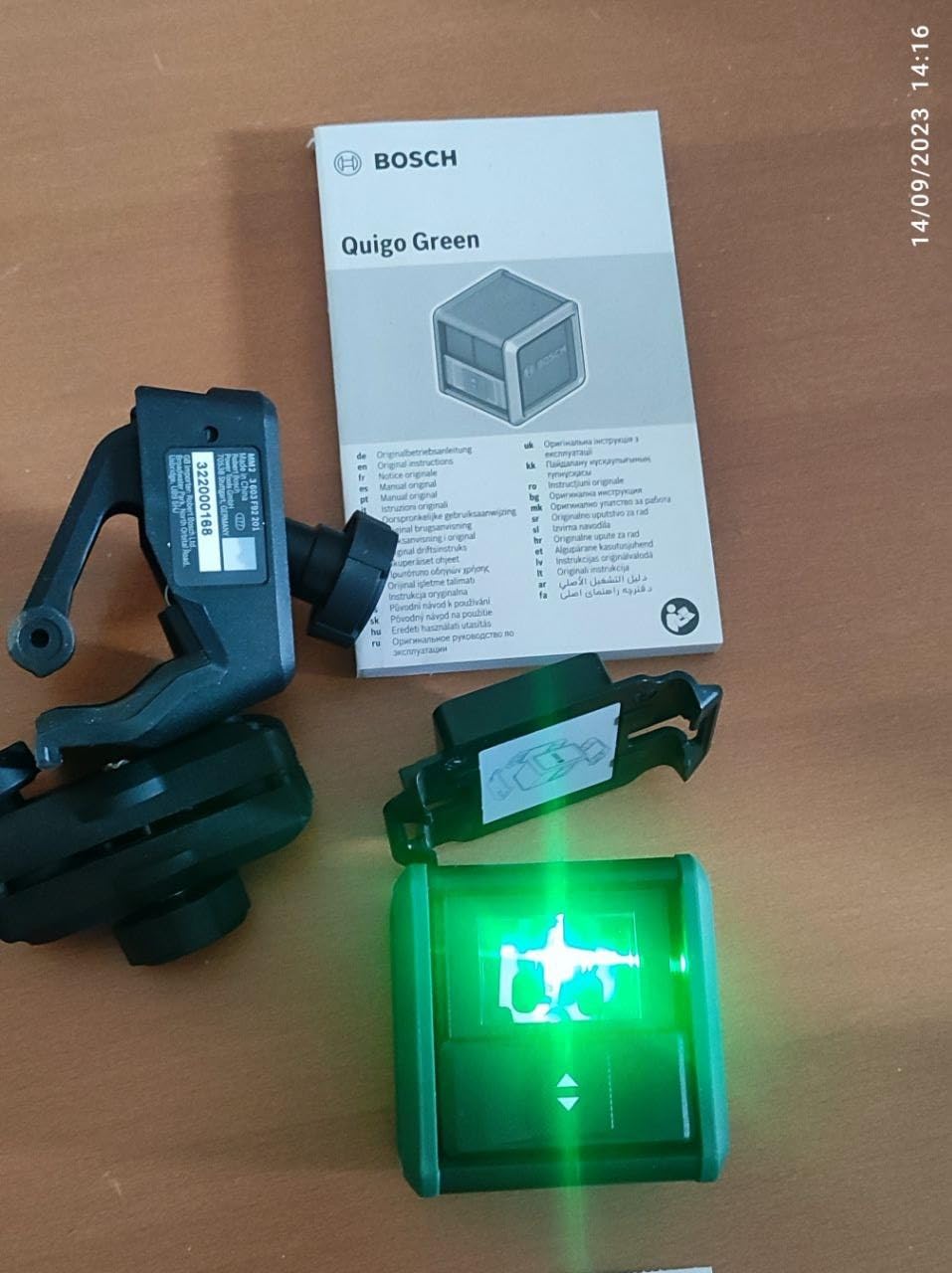 Bosch Quigo Green livella laser a croce verde MM 2 12 m